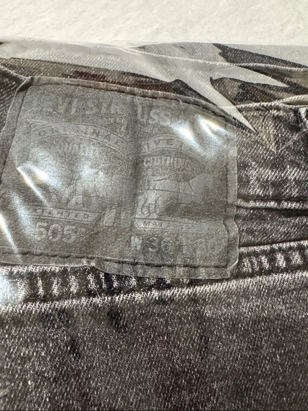 Levi’s - Men's Classic Straight Jeans - Washed Charcoal - Size‎ 36x30
